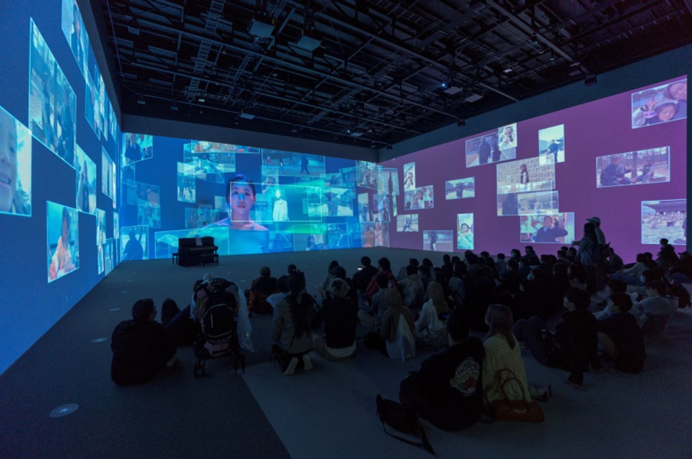 大阪万博 ポーランドパビリオン 非売品 花図鑑 ビジュアルブック